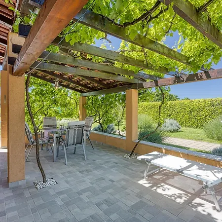 Casa de Férias Casa Luka Vareski Krnica