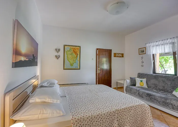 Vakantiehuis Casa Luka Vareski Krnica