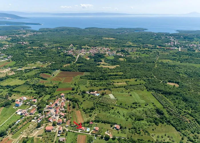 Casa Luka Vareski
