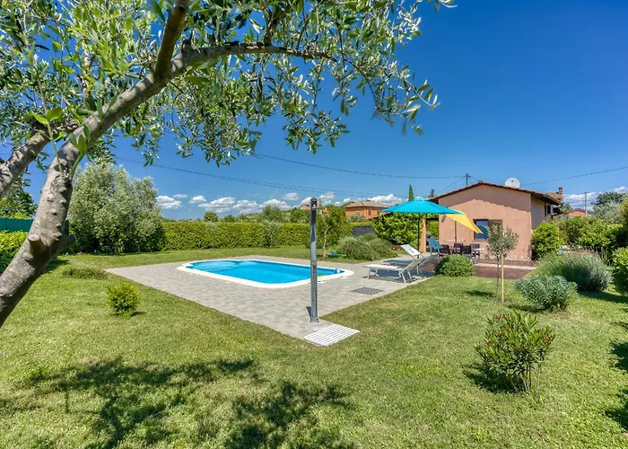 Casa Luka Vareski Vakantiehuis *