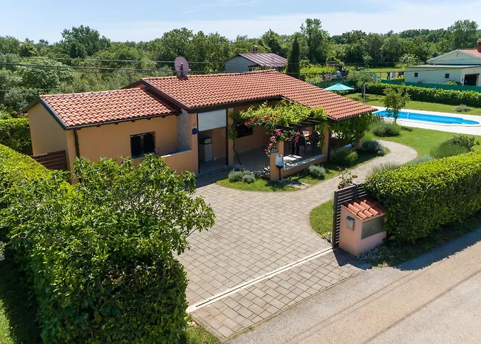Casa Luka Vareski Krnica