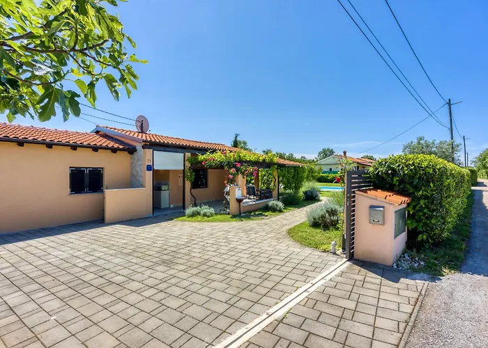 Casa Luka Vareski * Krnica